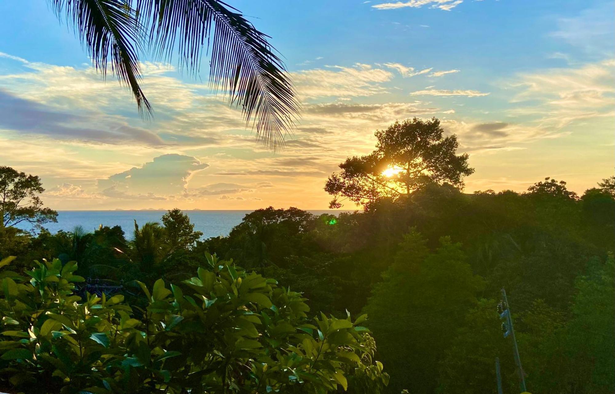 Kalani Bungalows, Hatjau Kültér fotó